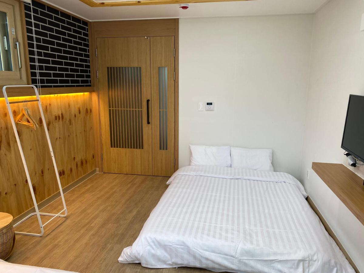 38Th Street Guesthouse Mokpo Buitenkant foto